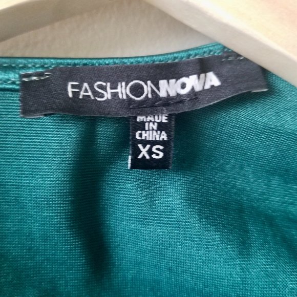 Fashion Nova Cut Out Long Sleeve Dress in Green XS - Picture 5 of 10